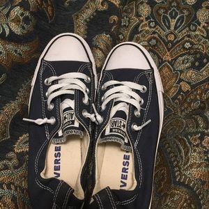 Converse low top navy size 7 women’s